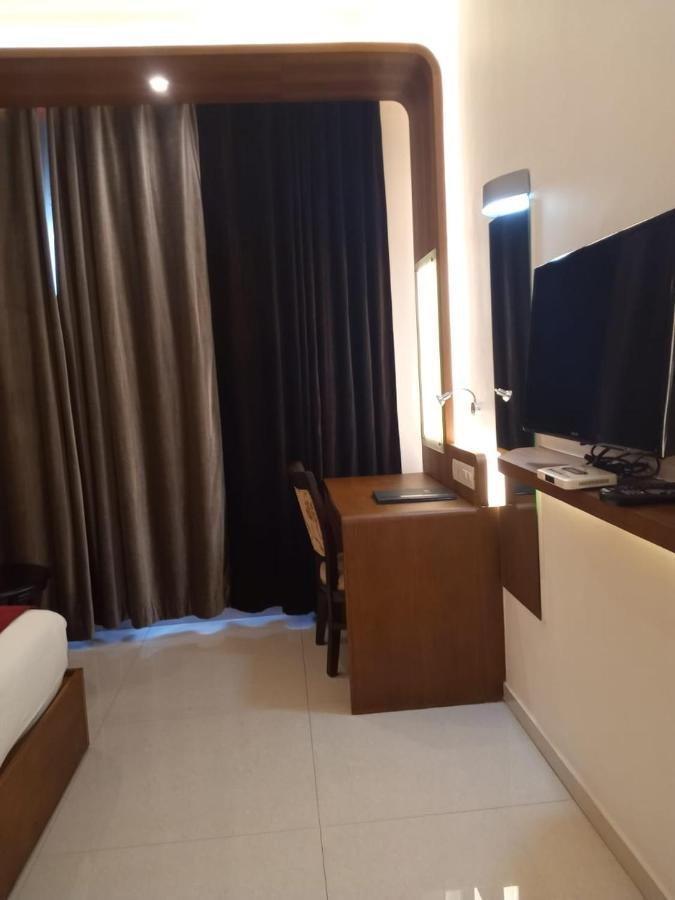 Vakkom Palazzo Varkala Luaran gambar